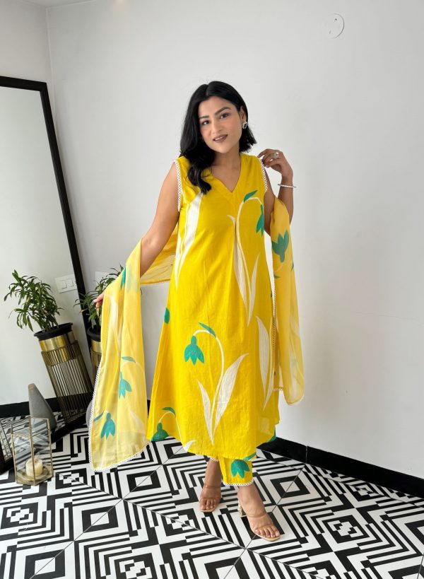 Moksha Yellow Suit Set - Image 7